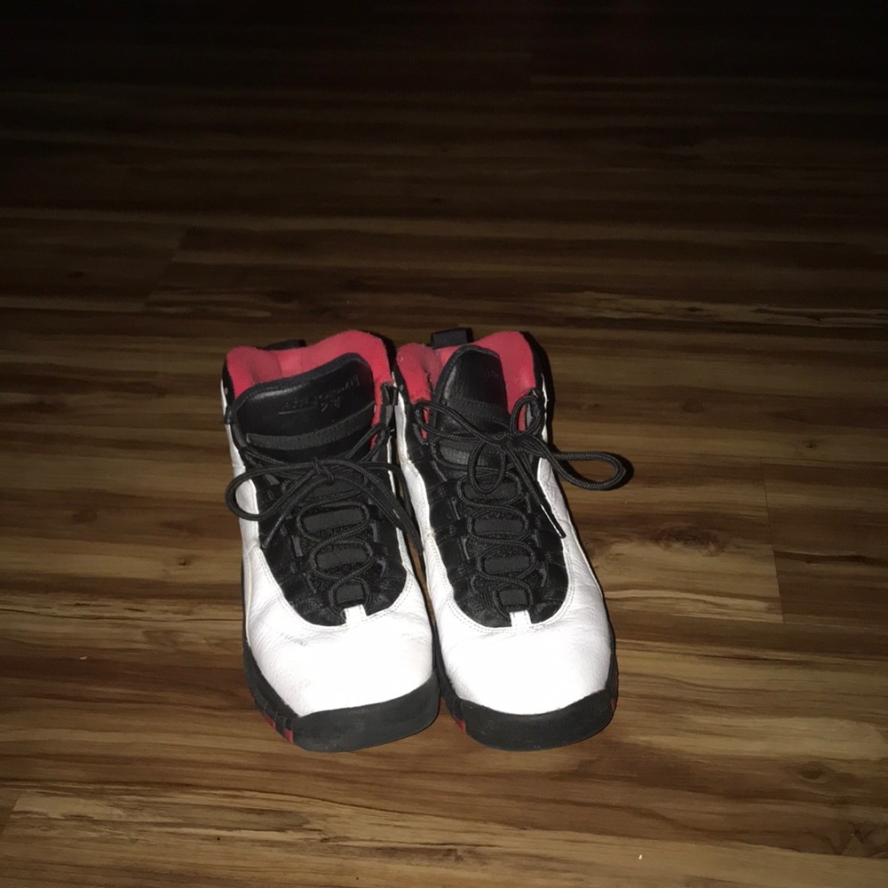 Size 7 red, black and white 10’s